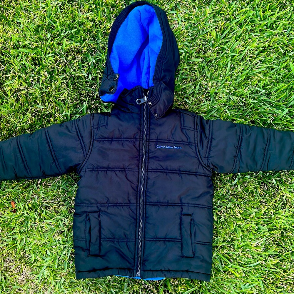 Jacket for kids. Black size medium cozy